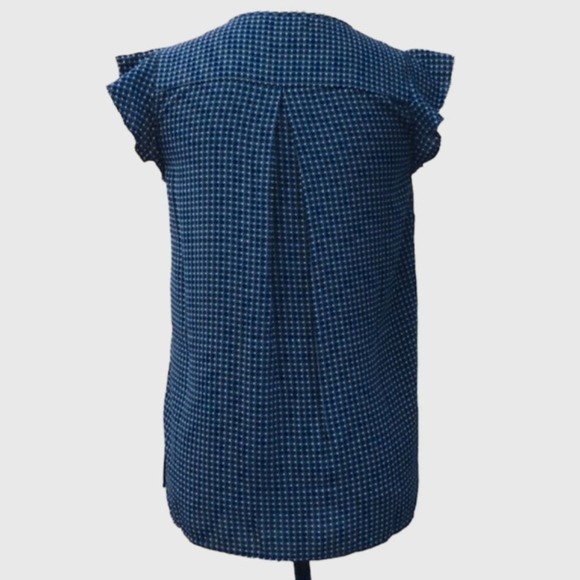 Tommy Hilfiger Flutter Sleeves Geometric Pattern Top Blue & Black, EUC-Size XS - Picture 5 of 5